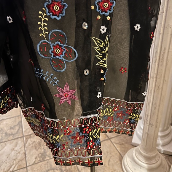 Vintage Donna Vinci Sheer Polyester Embroidery Blouse/Top - Picture 4 of 10